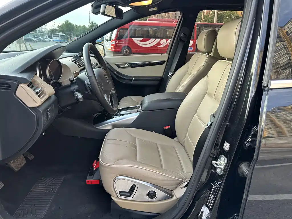Mercedes-Benz R-Class 2014