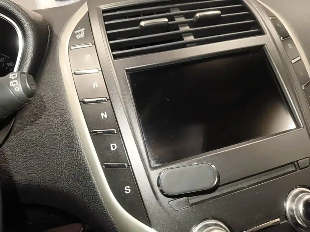 Lincoln MKC 2018 — фото 14