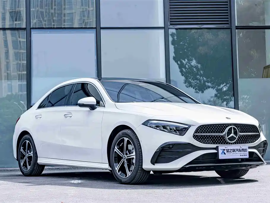 Mercedes-Benz A-Class 2026 — фото 5