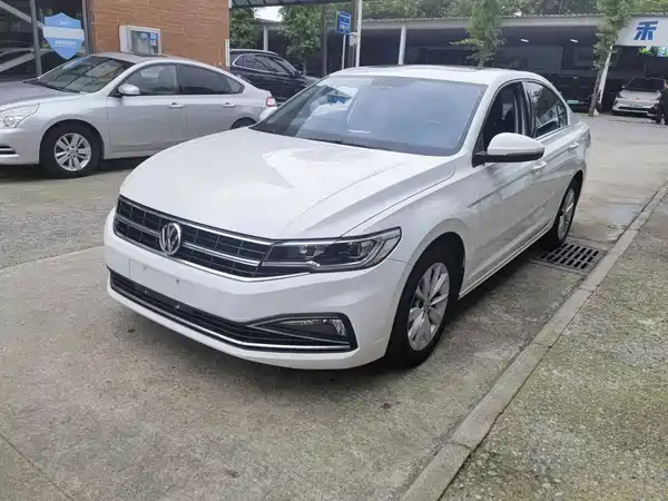 Volkswagen Bora 2021