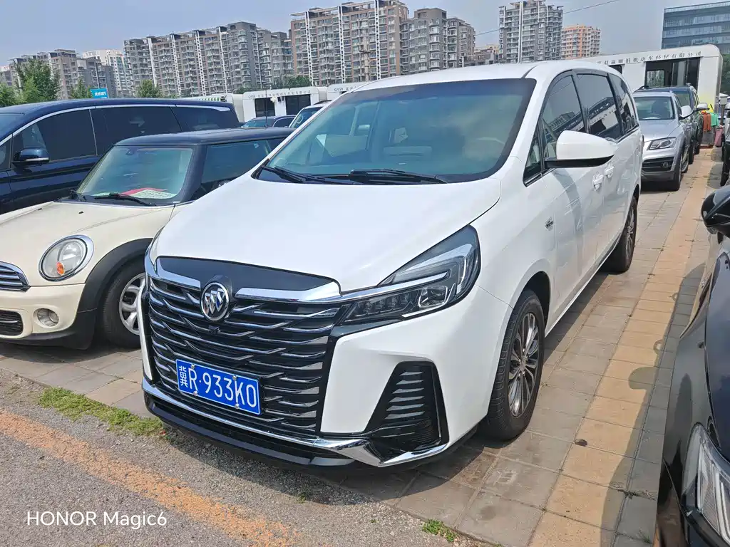 Buick GL8 2022