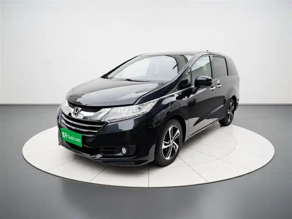 Honda Odyssey 2017 — фото 1