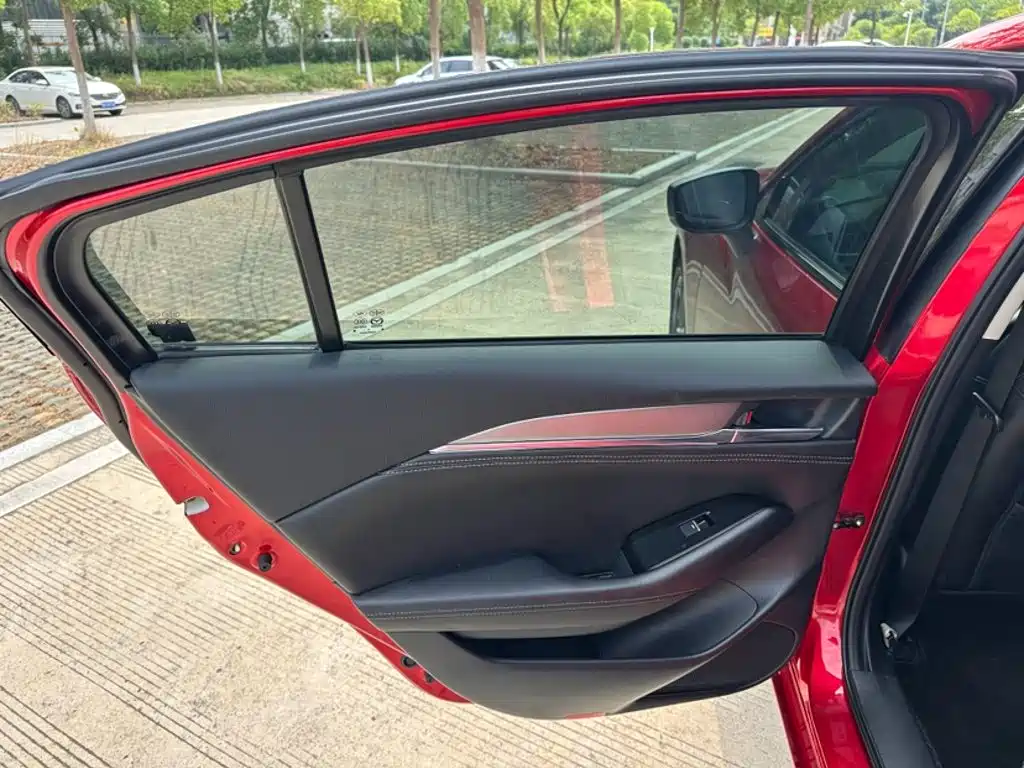 Mazda Atenza 2019 — фото 19
