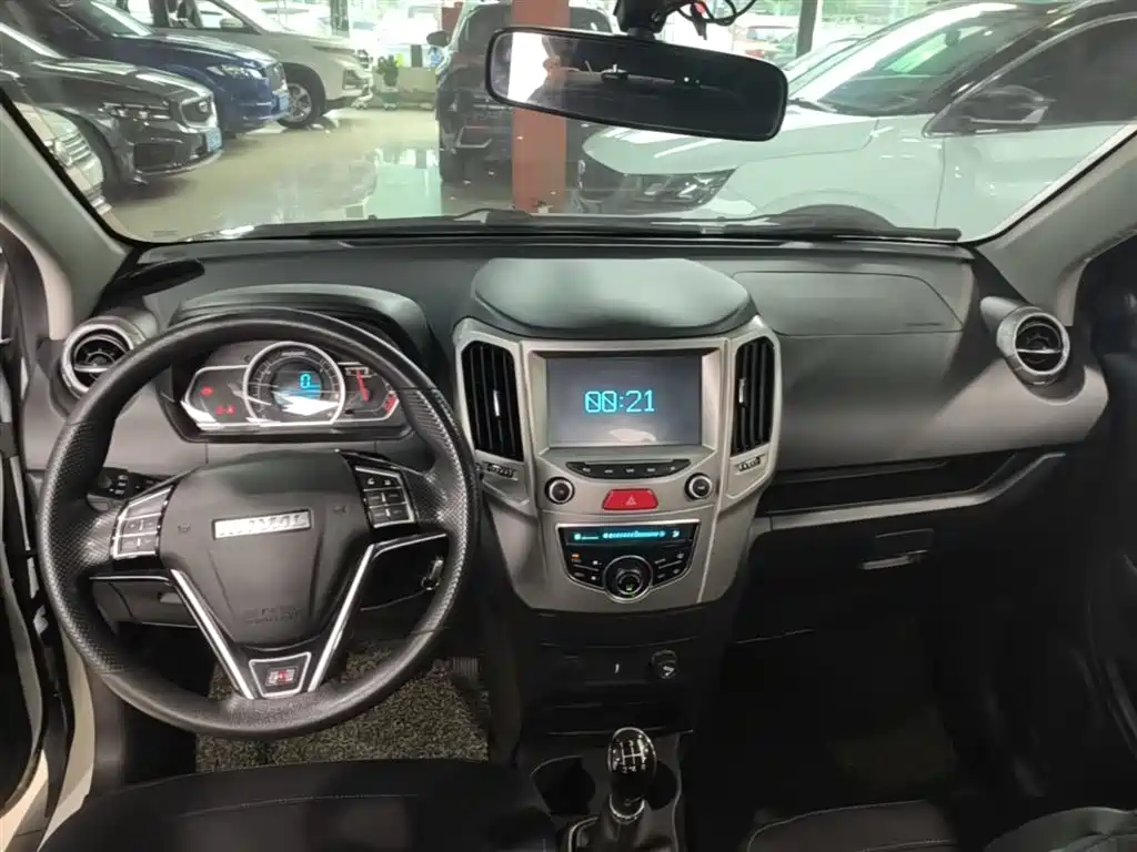 Haval H1 2017 — фото 10