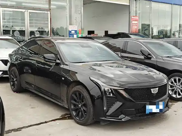 Cadillac CT5 2025