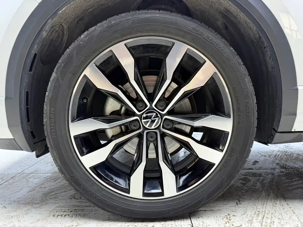 Volkswagen T-Roc 2022 — фото 8
