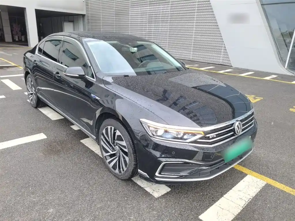 Volkswagen Magotan GTE PHEV 2020 — фото 4