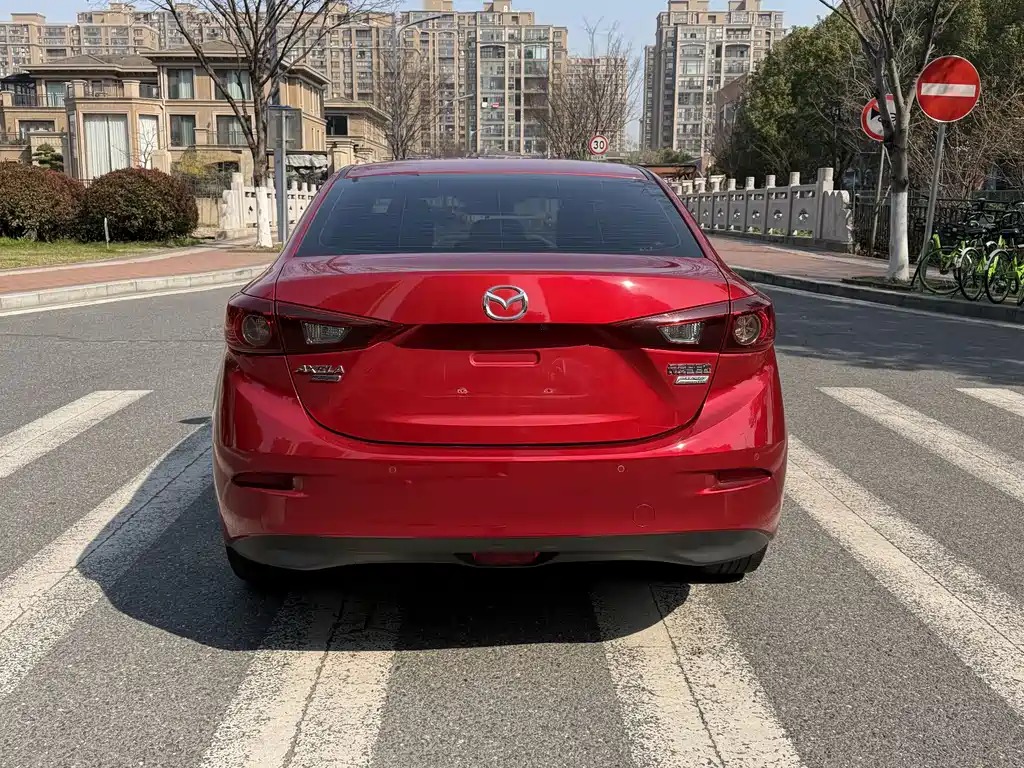 Mazda 3 Axela 2019 — фото 6
