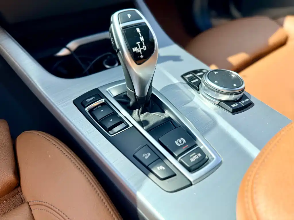 BMW X4 2015 — фото 11