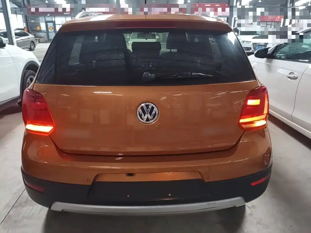 Volkswagen Polo 2015