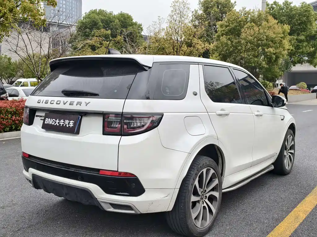 Land Rover Discovery Sport 2022 — фото 6