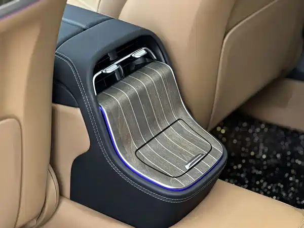 Mercedes-Benz E-Class 2025