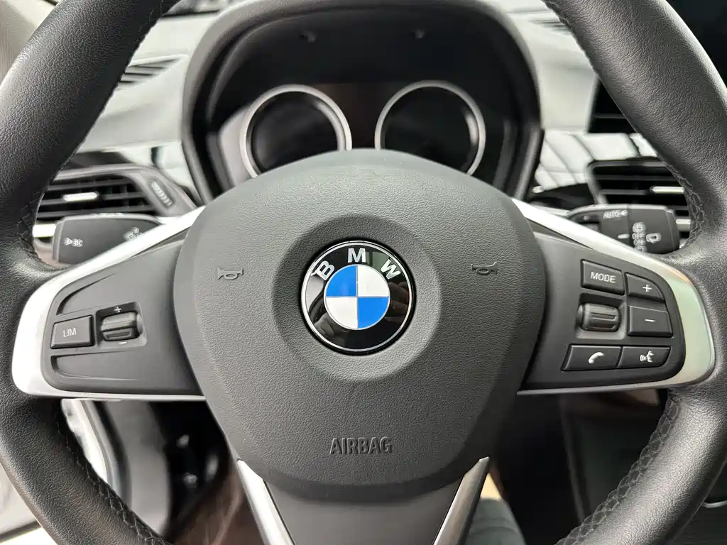 BMW X1 2022 — фото 13