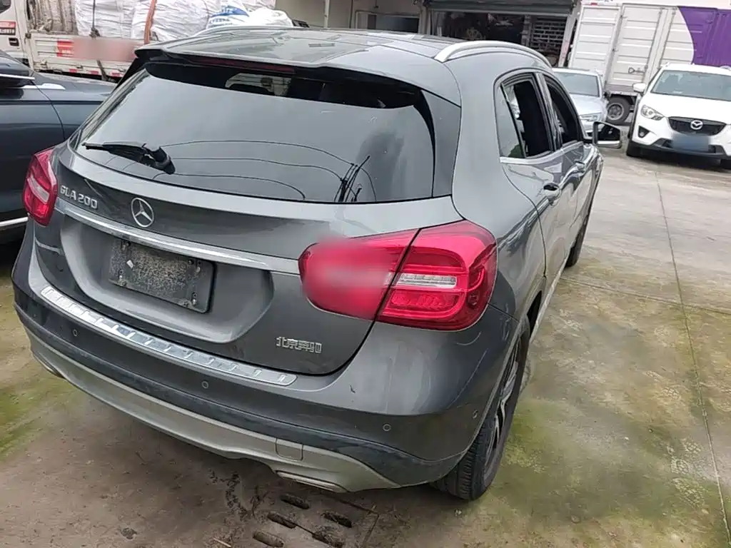 Mercedes-Benz GLA 2017
