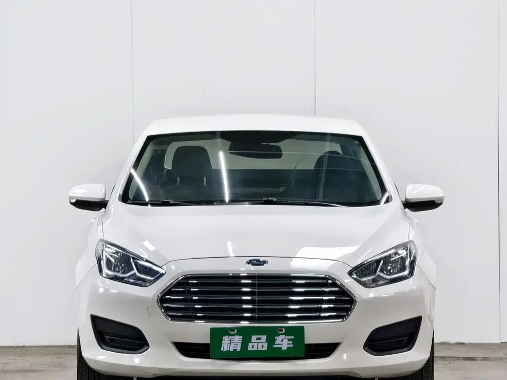 Ford Escort 2018