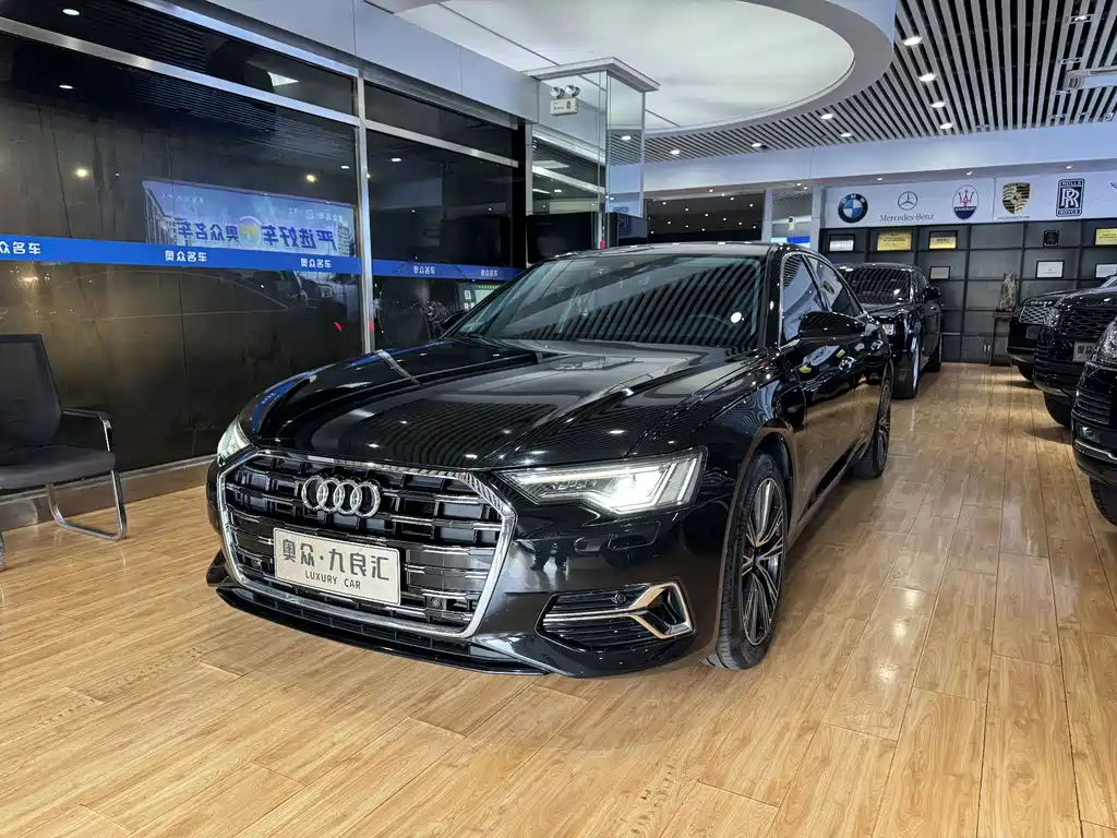Audi A6L 2022