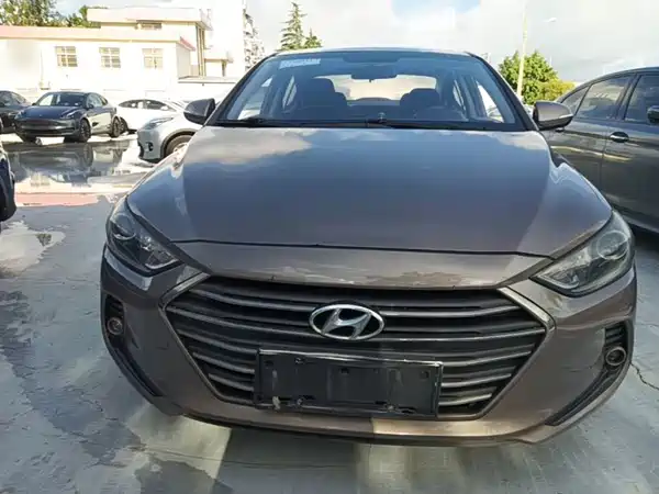 Hyundai Celesta 2018