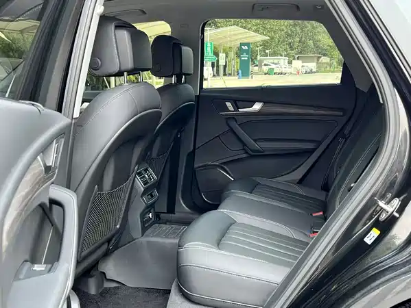 Audi Q5L 2024