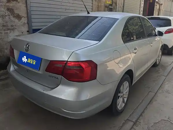 Volkswagen Jetta 2013