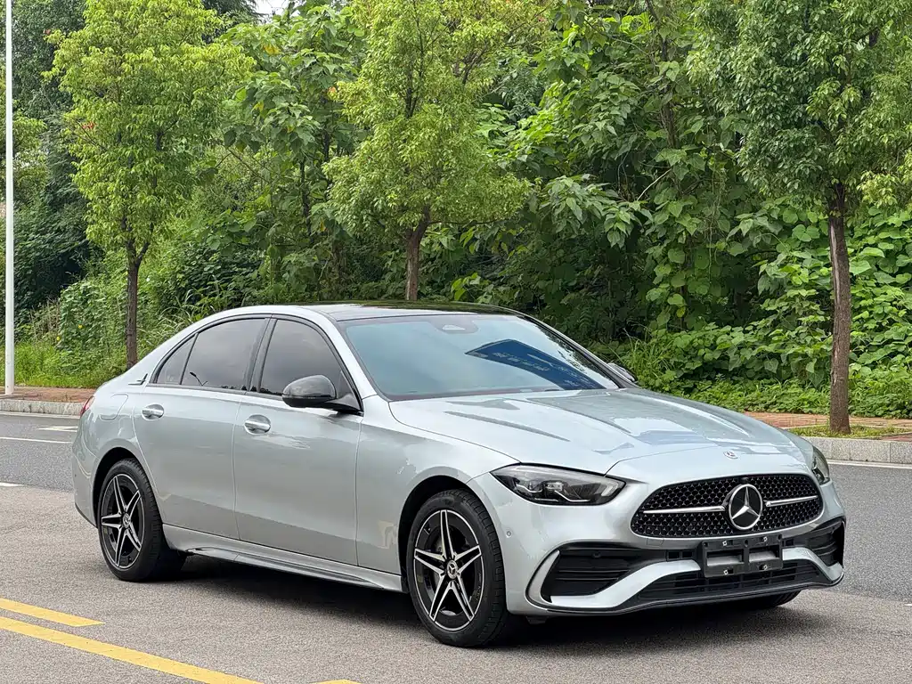 Mercedes-Benz C-Class 2023 — фото 3