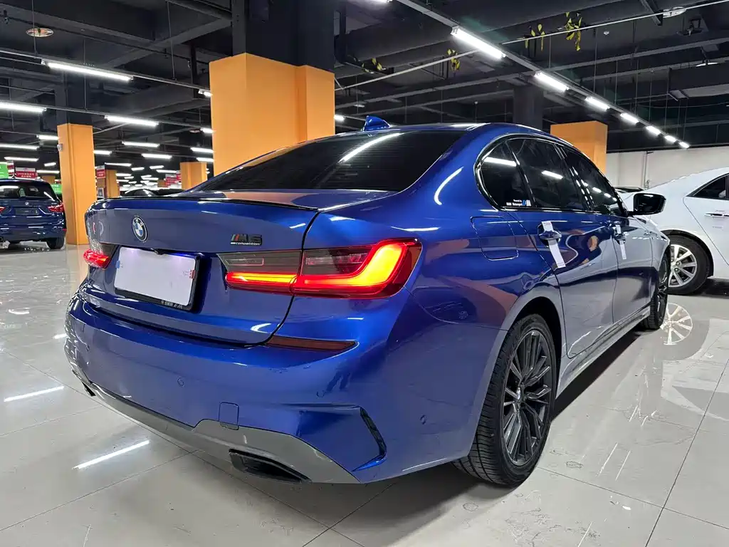 BMW 3 Series 2021 — фото 13