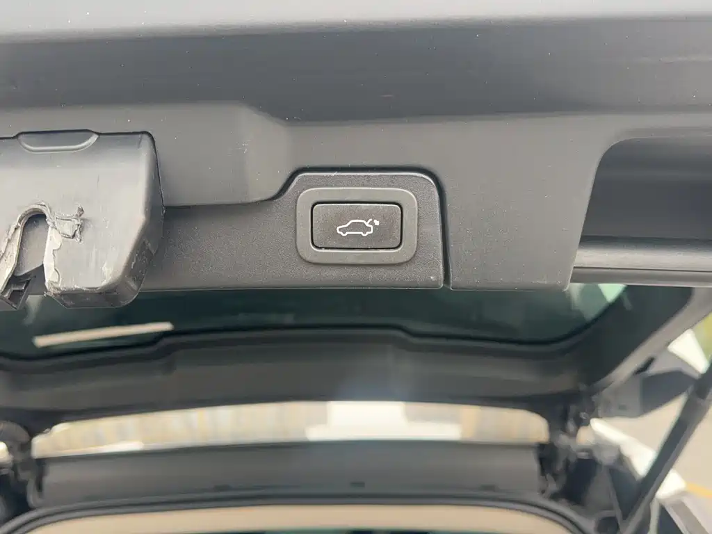 Land Rover Evoque 2016 — фото 24