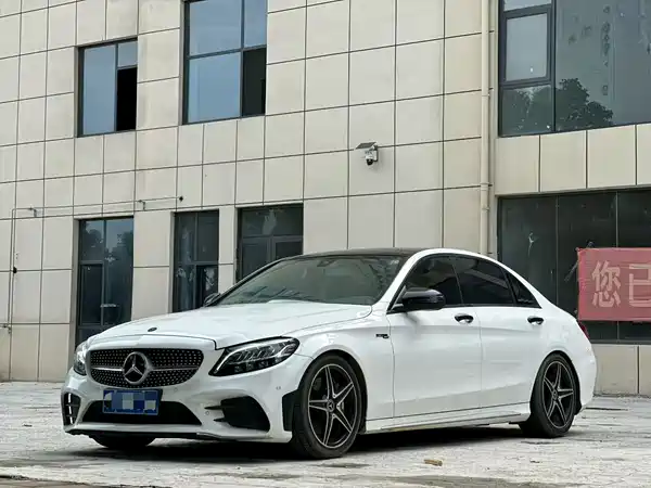 Mercedes-Benz C-Class 2019