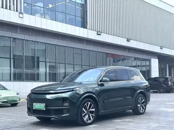 Li Auto L8 2023