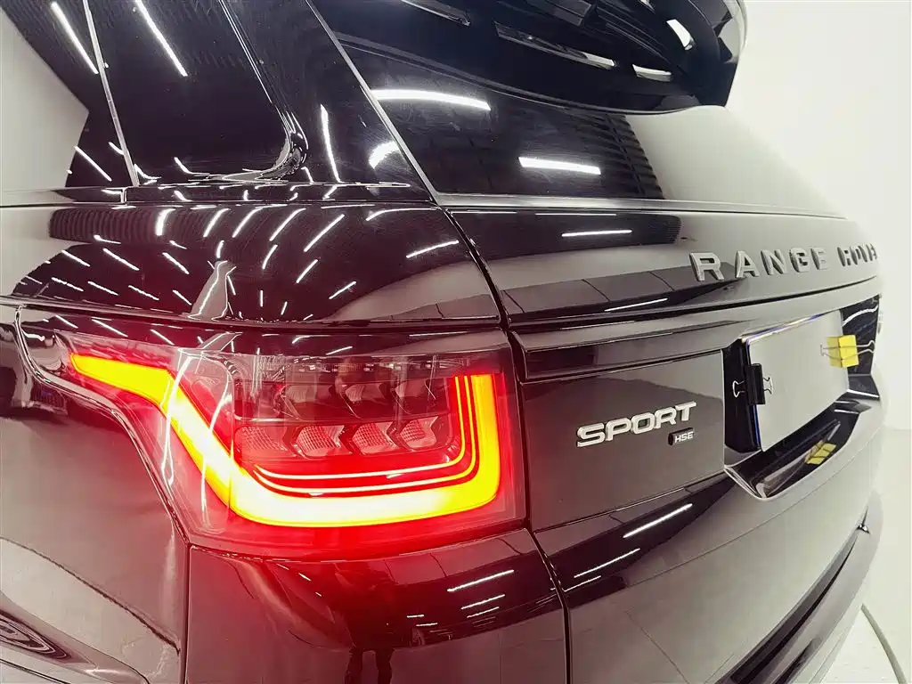 Land Rover Sport 2020 — фото 19