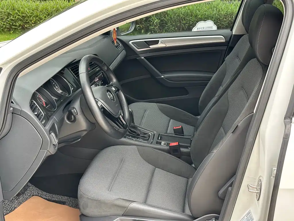 Volkswagen Golf 2019