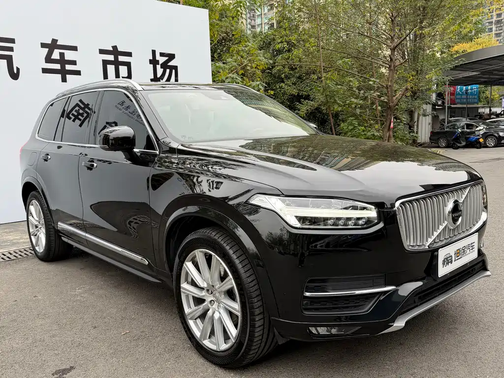 Volvo XC90 2019 — фото 3