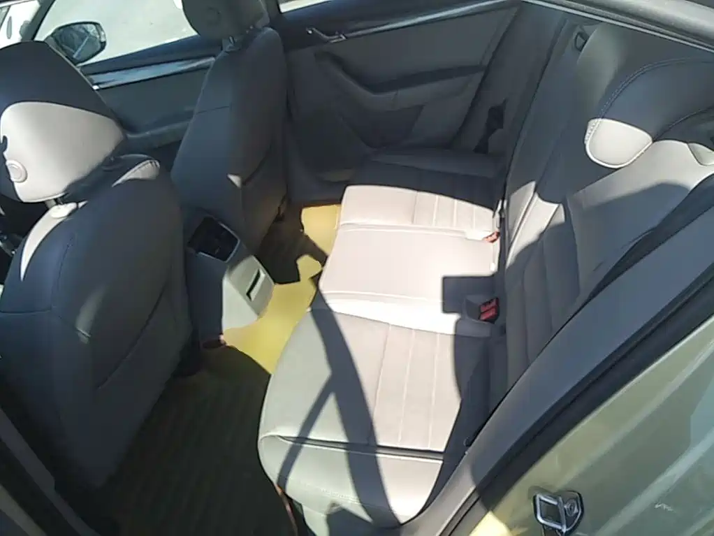 Skoda Octavia 2014 — фото 17
