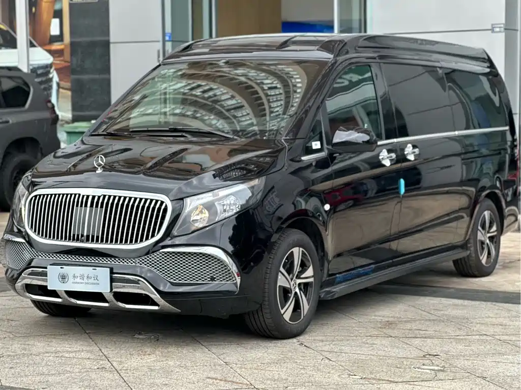 Mercedes-Benz Vito 2025 — фото 1