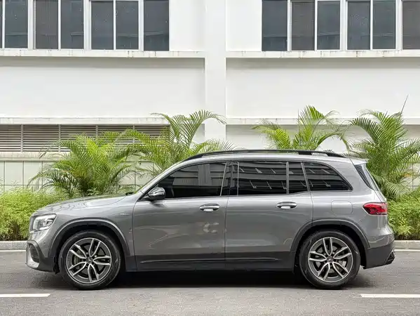 Mercedes-Benz GLB AMG 2021