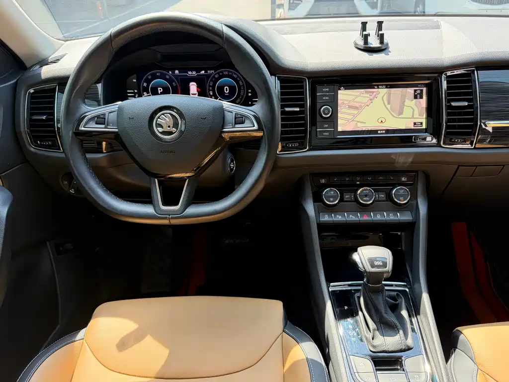 Skoda Kodiak GT 2020 — фото 9