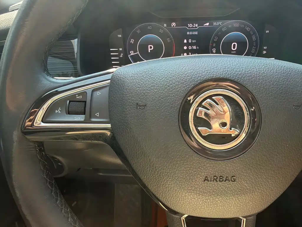 Skoda Kodiak GT 2020 — фото 18