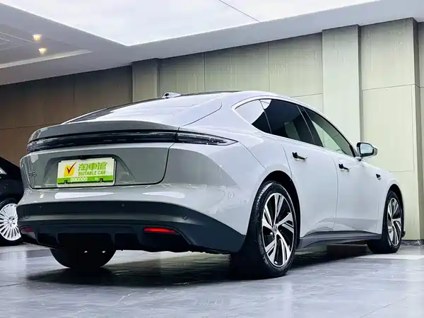 NIO ET5 2023