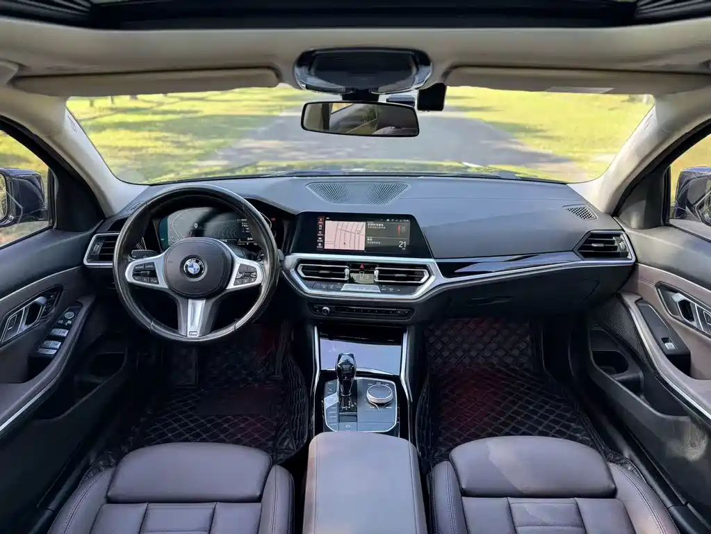 BMW 3 Series 2021 — фото 16