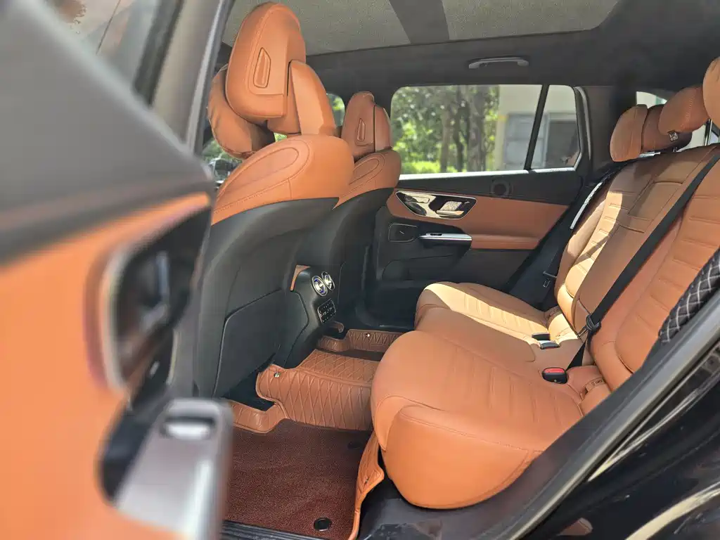 Mercedes-Benz GLC 2024