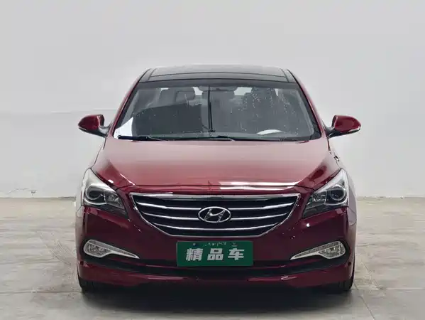 Hyundai Mistra 2015