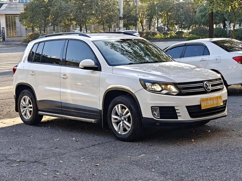 Volkswagen Tiguan 2014 — фото 3