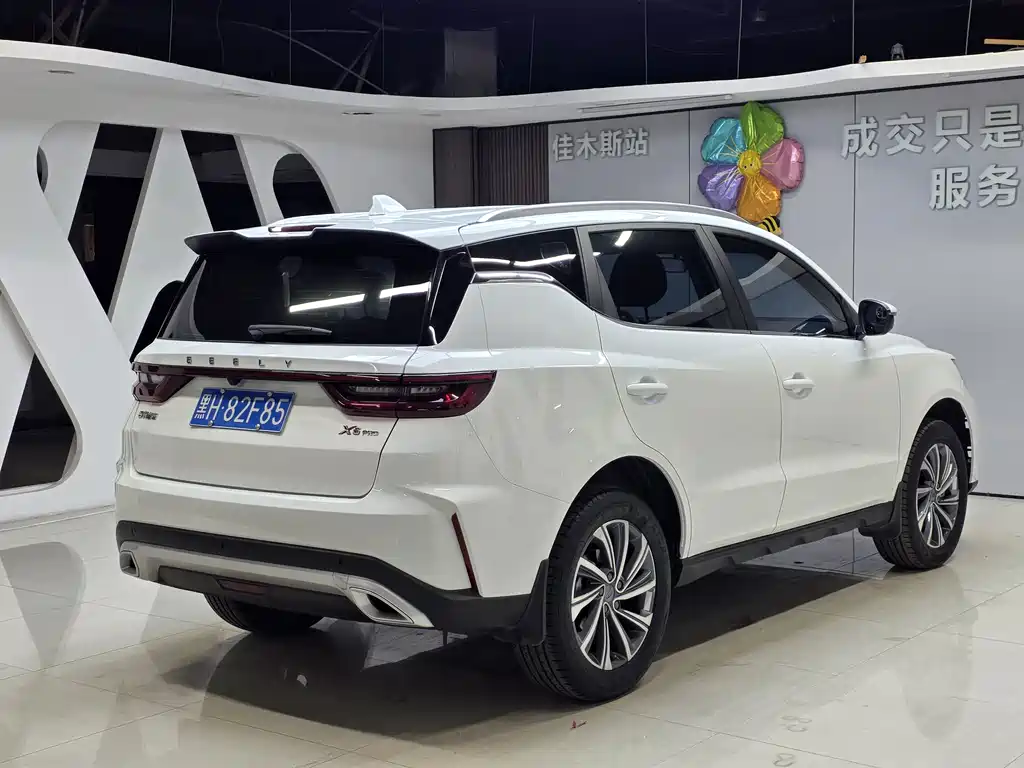 Geely Vision X6 2022 — фото 4