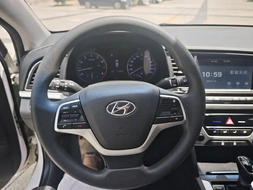Hyundai Celesta 2017 — фото 6