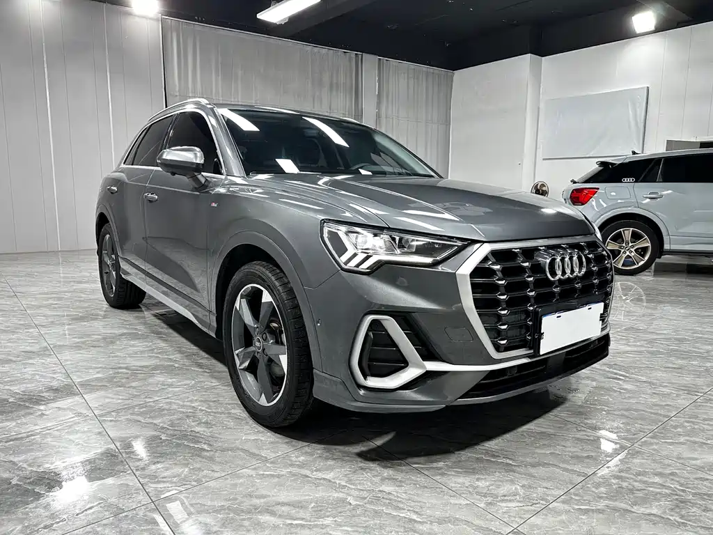 Audi Q3 2022