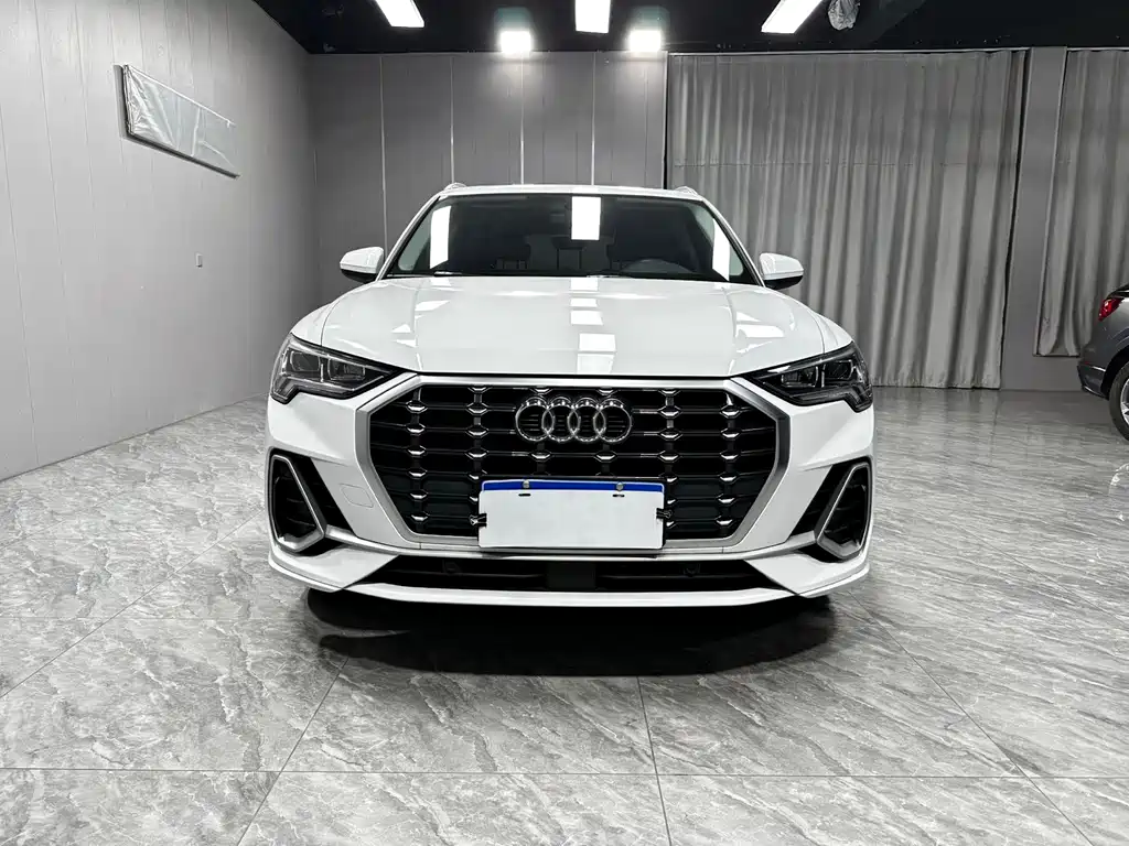 Audi Q3 2022