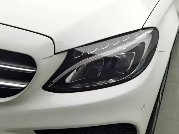 Mercedes-Benz C-Class 2018