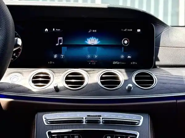 Mercedes-Benz E-Class 2023