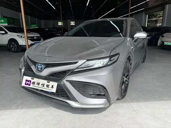 Toyota Camry 2023