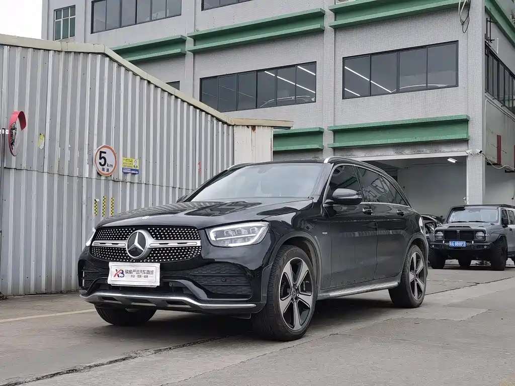 Mercedes-Benz GLC 2023 — фото 1