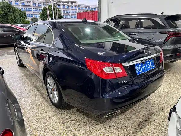 Hongqi H7 2015